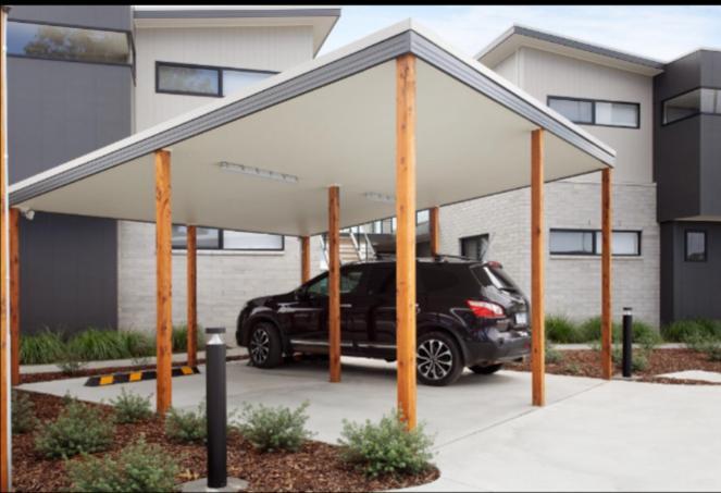 Captains Cove Ground Floor Luxury Apartments Пейнсвил Екстериор снимка